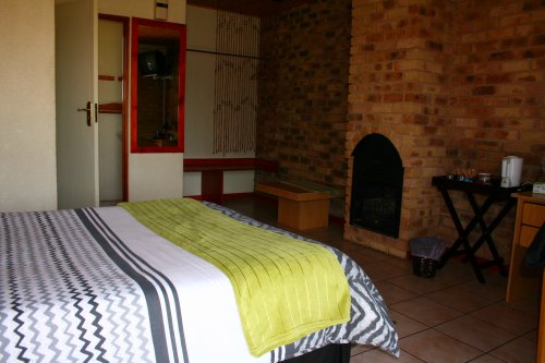Airport Game Lodge (5)